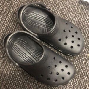 Black crocs